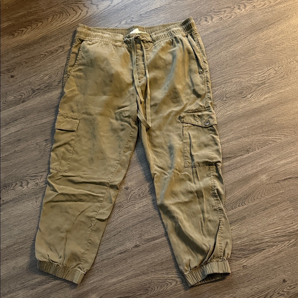 Cloth & Stone Khaki Cargo Pants